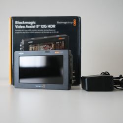 Blackmagic Design Video Assist 5" 12G SDI HDMI HDR Recording Monitor