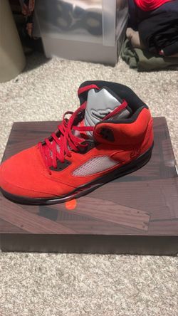 Jordan 5 Toro