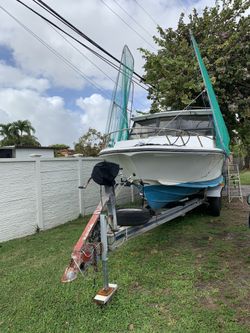 28ft  Comercial  Diesel Volvo  Penta 165 Hp