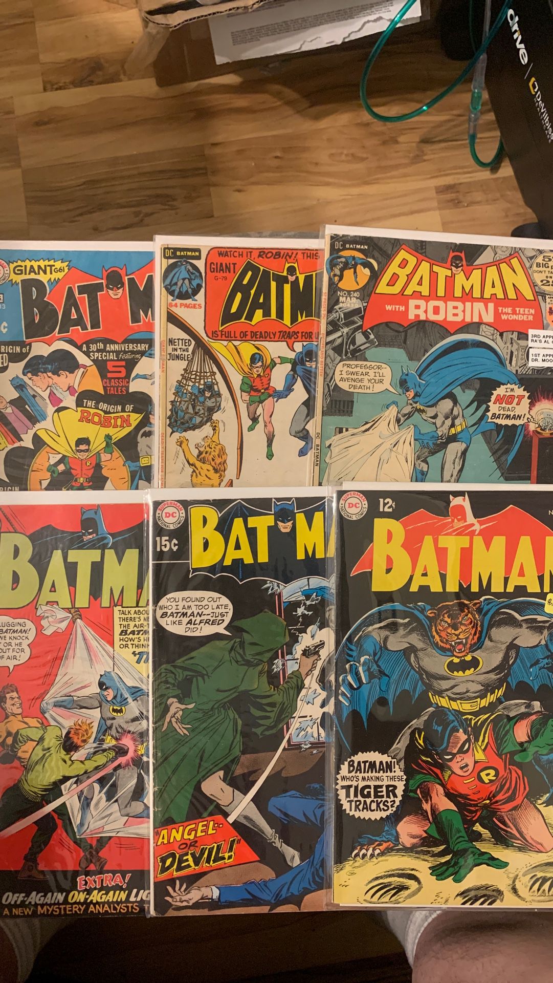 DC comic book lot of 8 vintage Batman comics