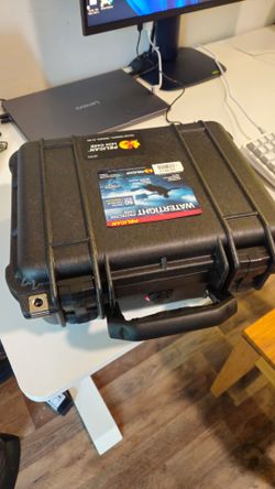 Pelican case1400 with foam brand new