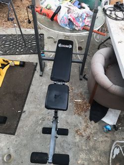 Bench Press W/leg Extension