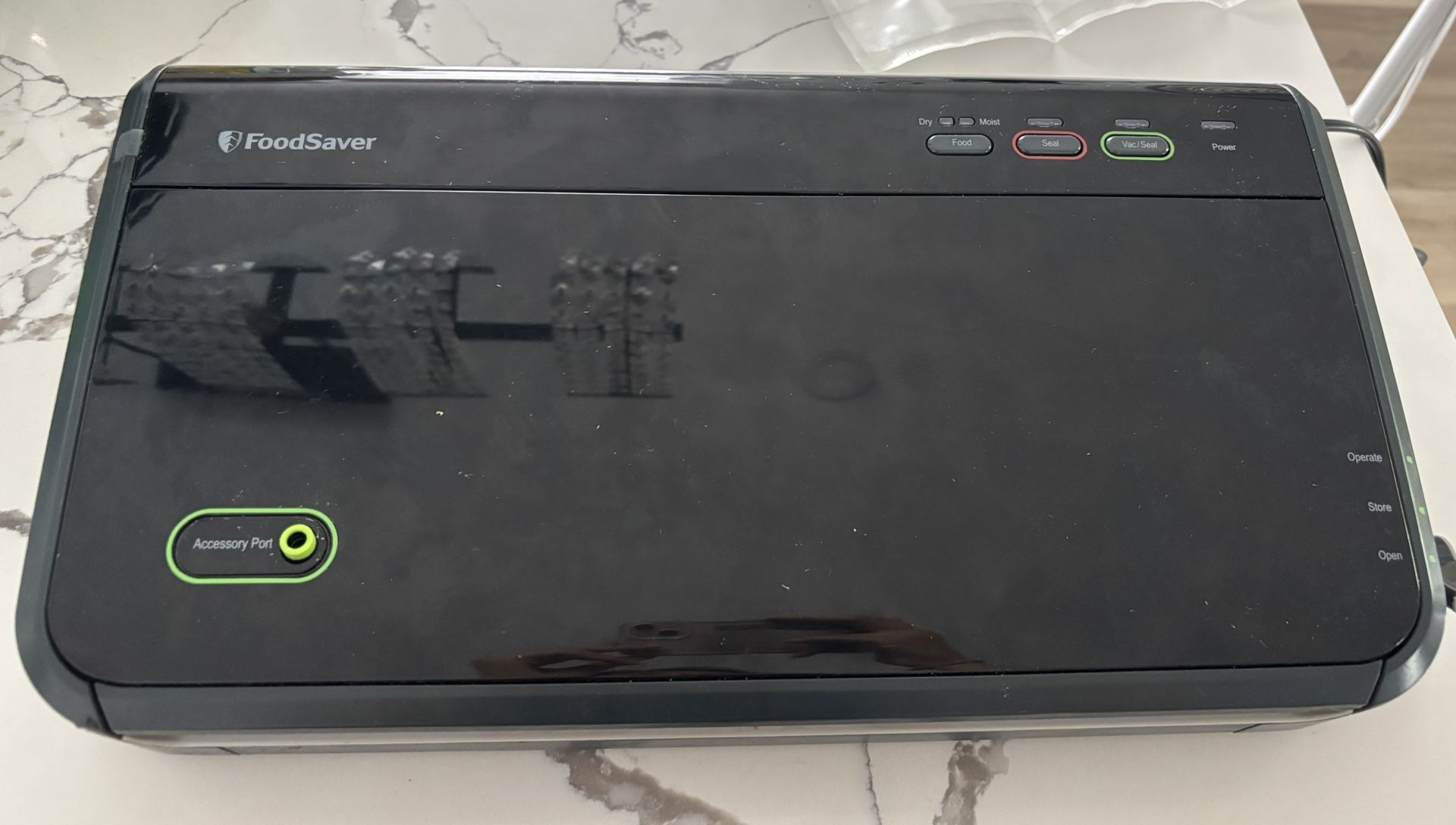 FoodSaver Vacuum Sealer Fm2000