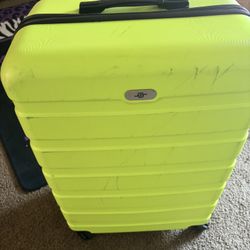 🌼Luggage Slightly Used 🌼