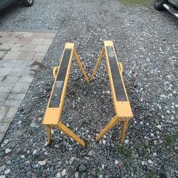 Sawhorse Pair