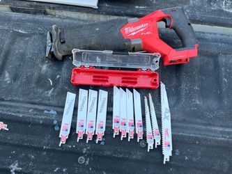 Milwaukee FUEL M18 saw all