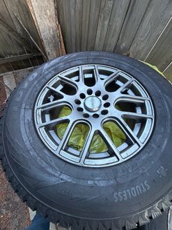 Winter tires with rims size 235/65/16