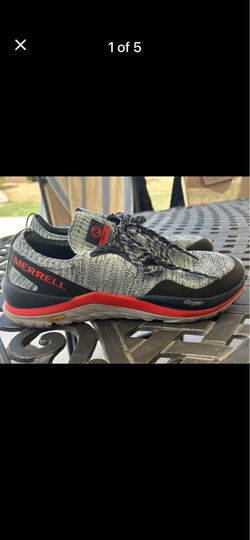 Women’s size 10 Merrill Trail running shoe