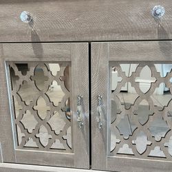 Sideboard Buffet Table