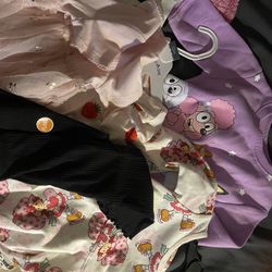 12 M New Clothes $15