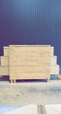 Artists’ Work Station