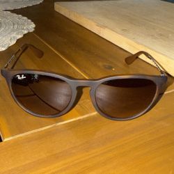Ray-Ban Sunglasses