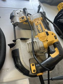 BAND SAW DEWALT 