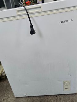 Insignia frizer
