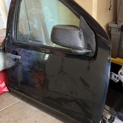 Nissan Frontier 2005-2020 Doors