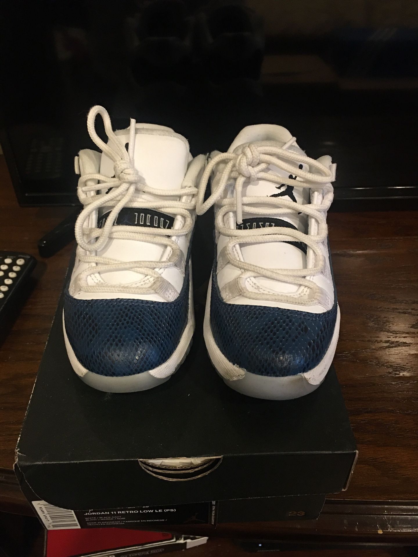 Kids Jordans size 11.5