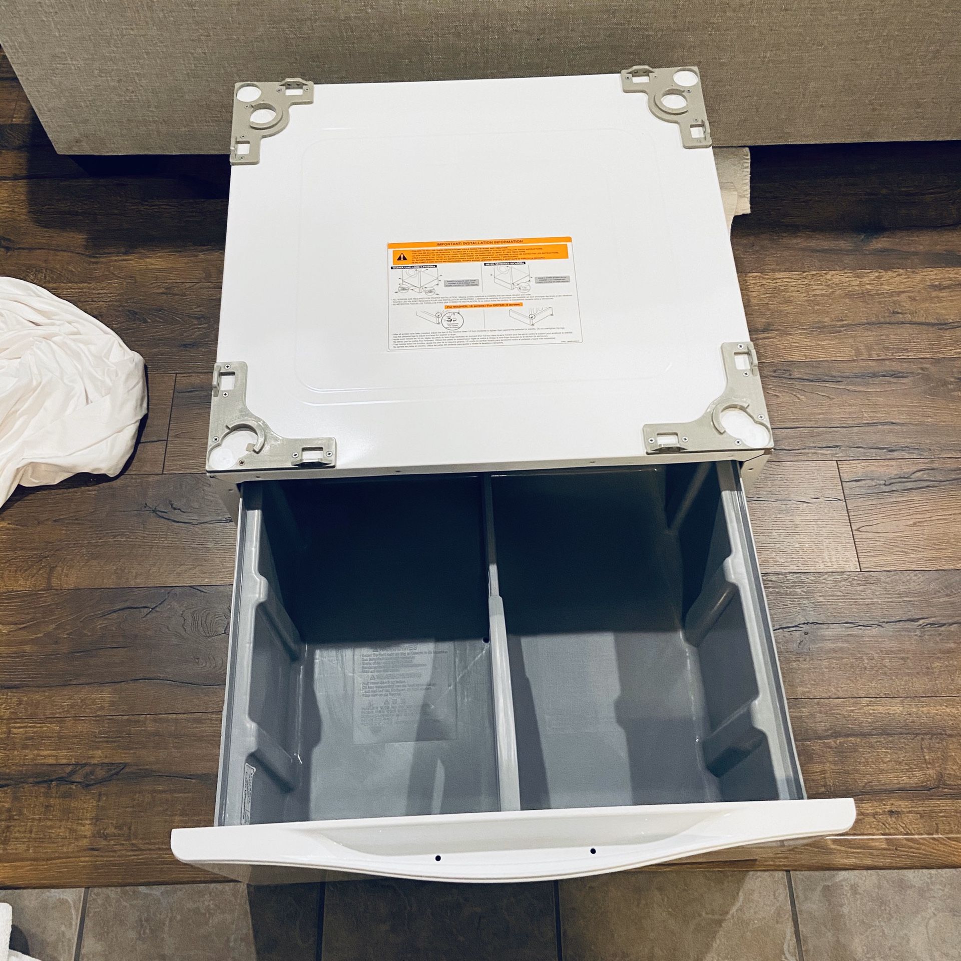 LG washer / dryer pedestals SET OF 2 for Sale in Port Orchard, WA OfferUp