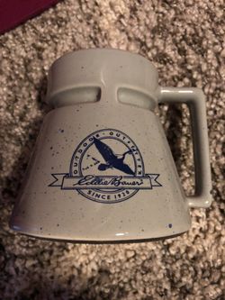 EDDIE BAUER TRAVEL MUG. NEW!