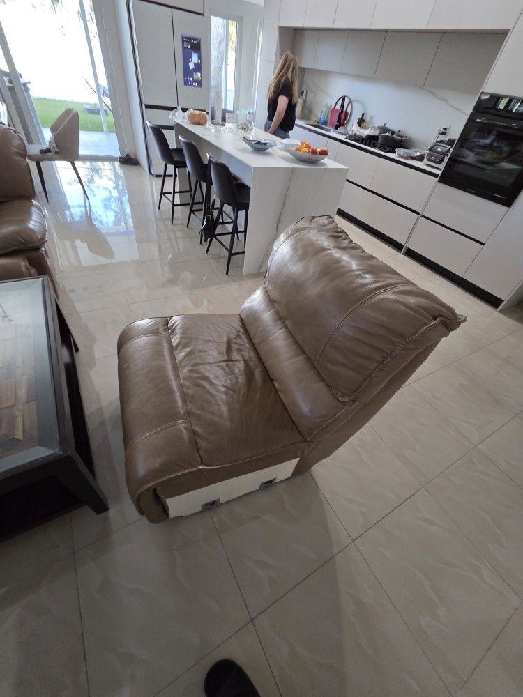 Leather Sectional Sofa With Table 