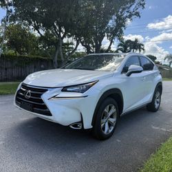2017 Lexus Nx200t Perfect Low Miles