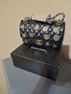 Elegant/Classy Shoulder Bag