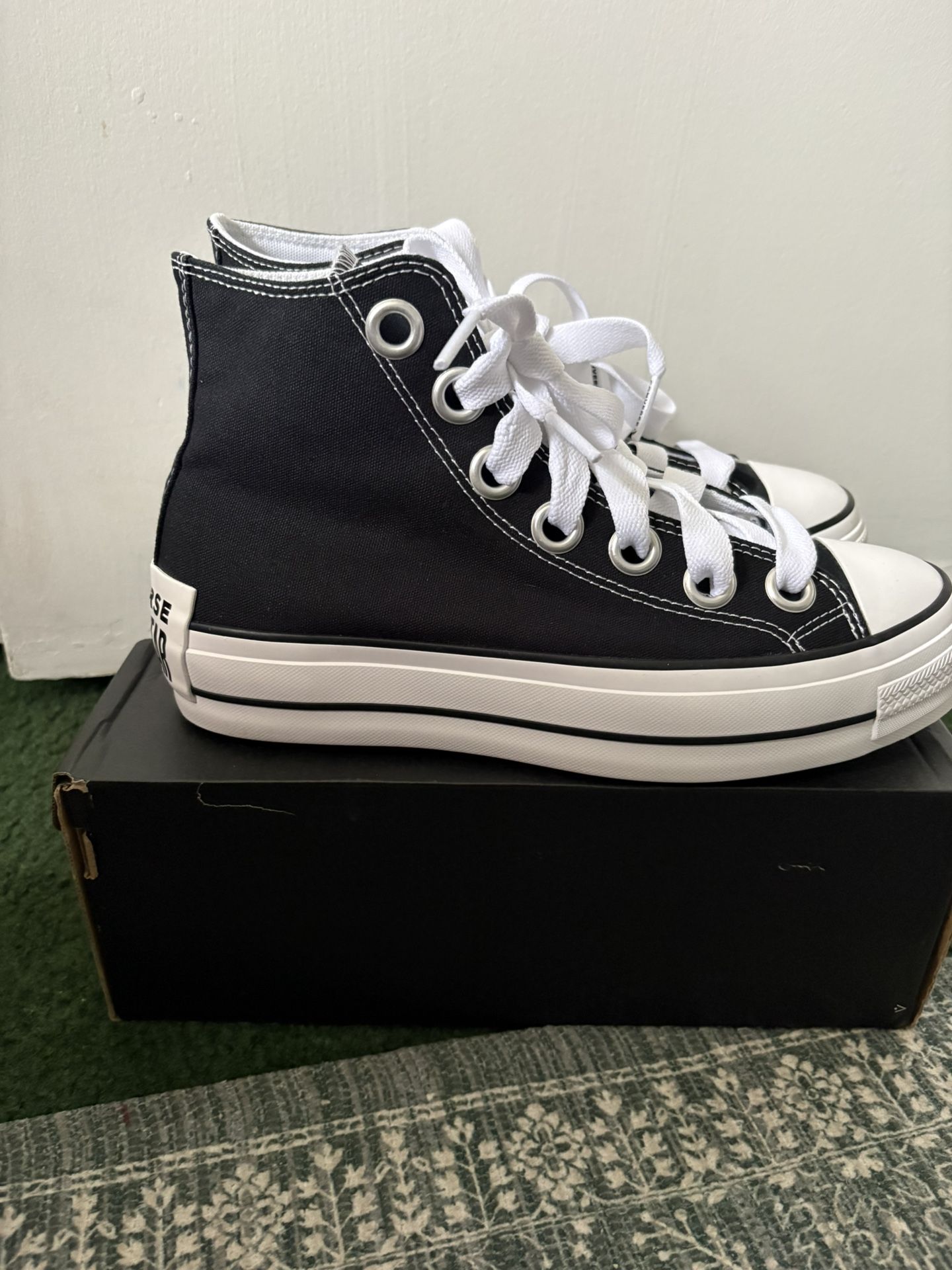 Women’s Platform Converse