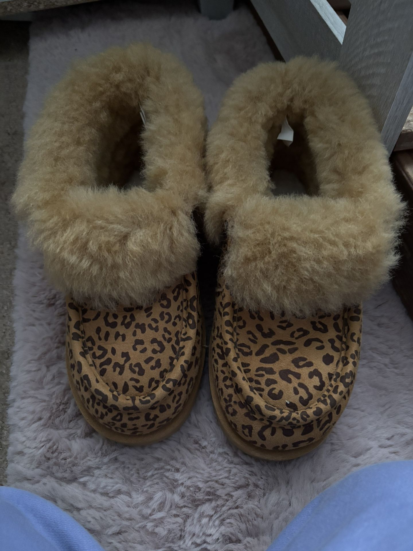 Slippers