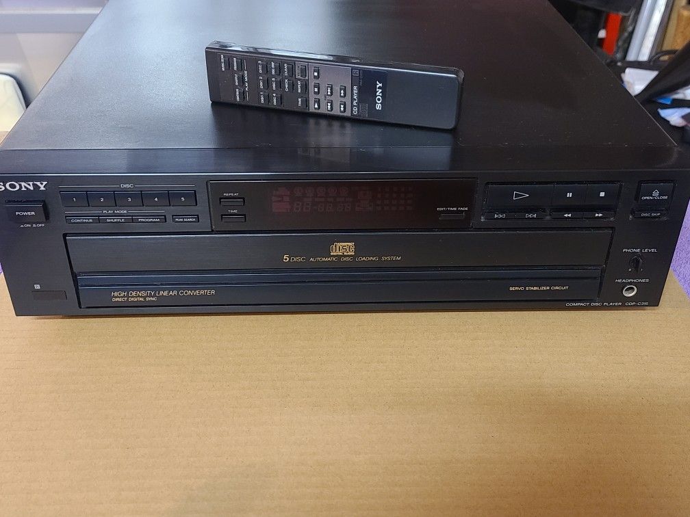 Sony 5 Disc Compact Disc Player CDP-C315