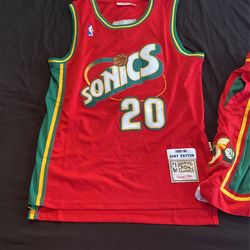 1995-96 Gary Payton Jersey