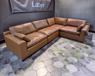 Caramel Leather   Sectional Livingroom