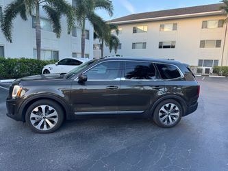 2020 KIA Telluride
