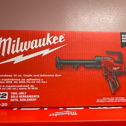 Milwaukee m18 cordless adhesive caulk gun tool only