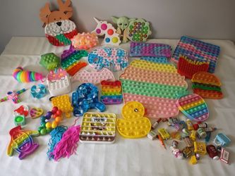 Fidget toys and mini brands