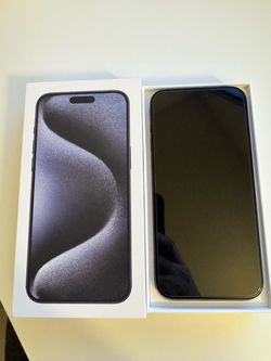 iPhone 15pro Max 256gb, unlocked, like new