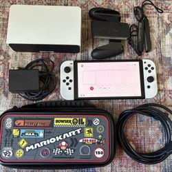 Switch OLED + Case & Memory Card