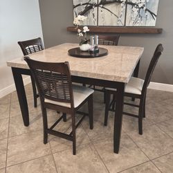 5 piece Counter-Height Dining Table Set - Excellent Condition