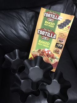 Tortilla bowl pan set