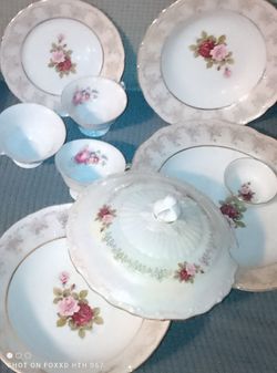 Porcelain China Set