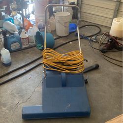 Commercial Wide Vacuum 