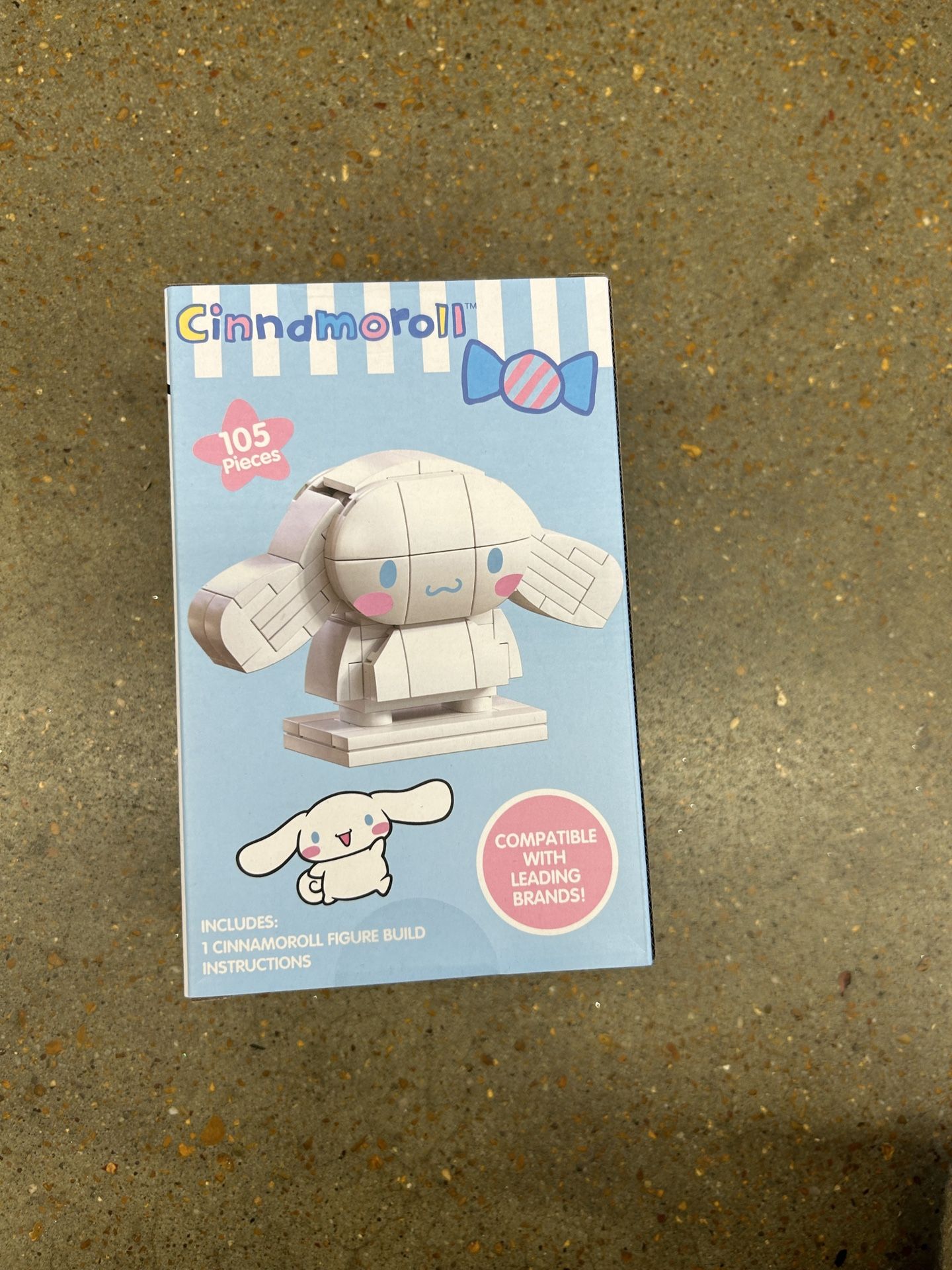 NWT Cinnamoroll build block figure