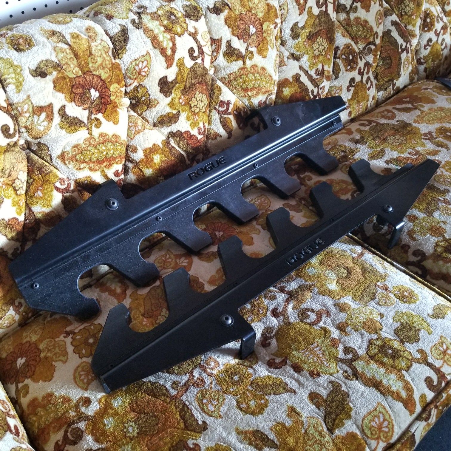 Rogue Fitness Keyhole Gun Rack 6-Barbell Holder for Monster 3x3 1" Racks
