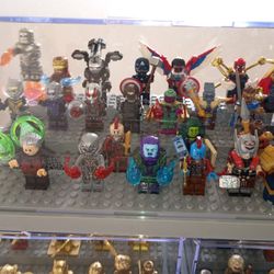 Marvel Avengers Lego Minifigures Collection 