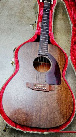 1964 Gibson Acoustic Guitar LG-0 Excellent Condition with Twill Hardcase!