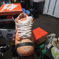 Nike SB Dunk Low X Concepts Orange Lobster Men's Size 7.5 Or Women's Size 9 Excellent Condition With Og Box 
