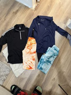 $15 Women Gym Clothes 5 Items