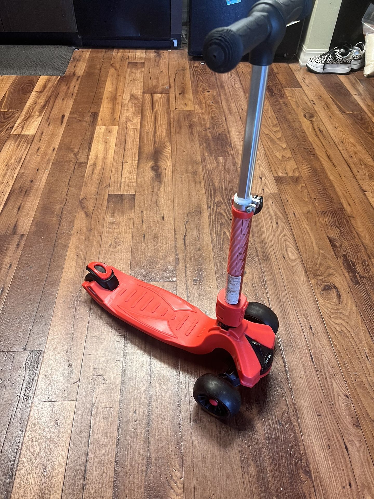 Jetson light Up Scooter For Kids