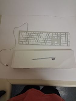 Apple keyboard with cord and box