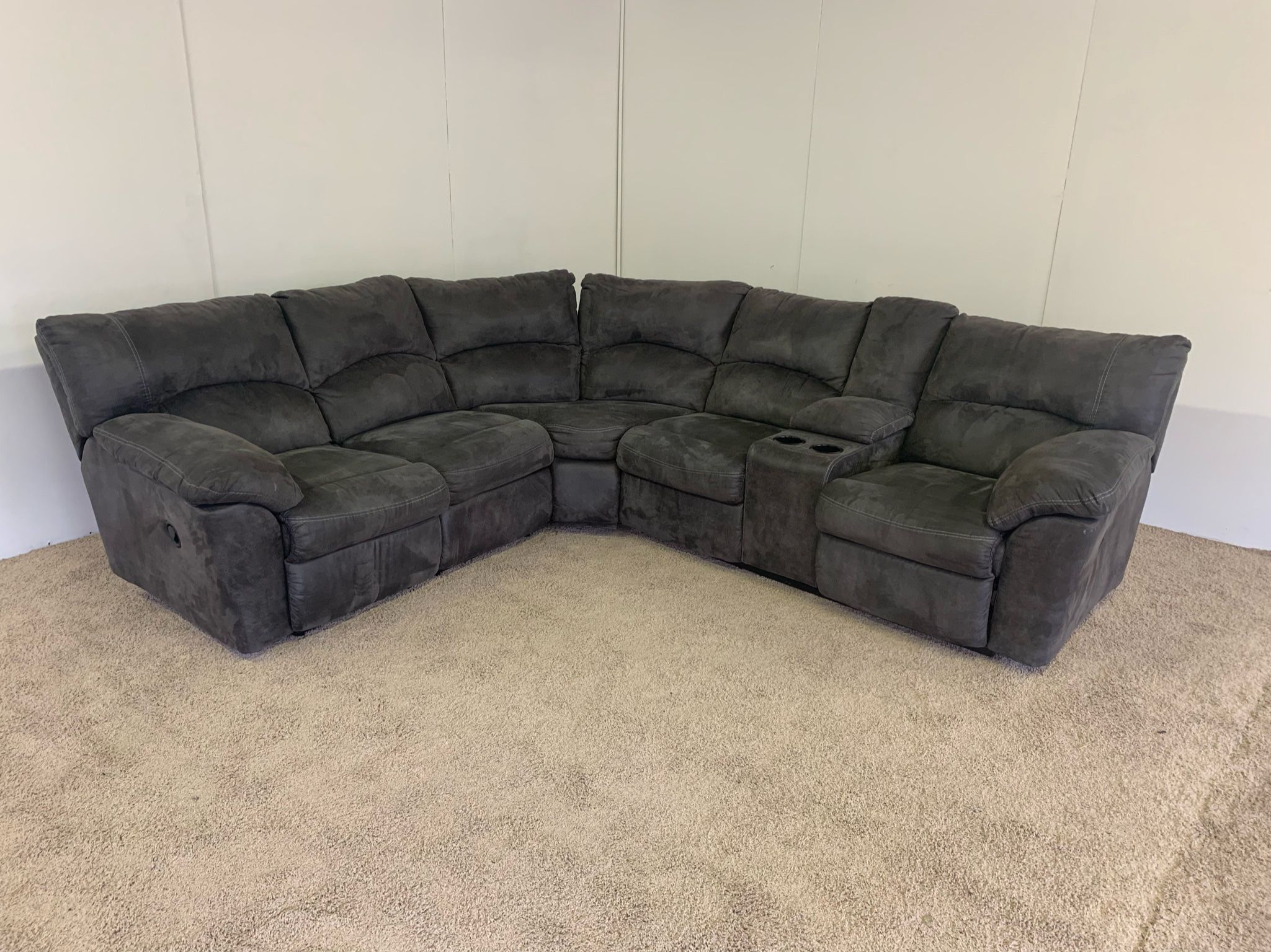 Gray Recliner Sectional Couch Sofa *Free Delivery*