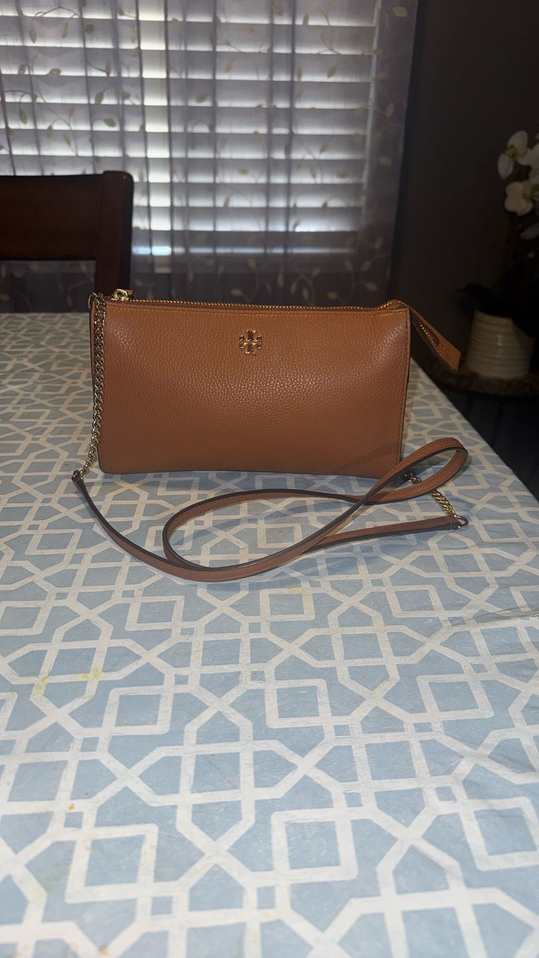 Torry Burch Purse Crossbody Leather Color Brown Good 👍🏻