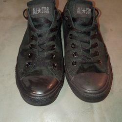 Converse Black Size 9 